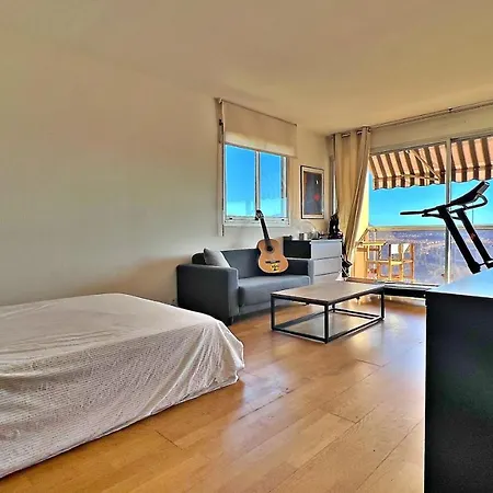 Oliviers De Fabron 아파트